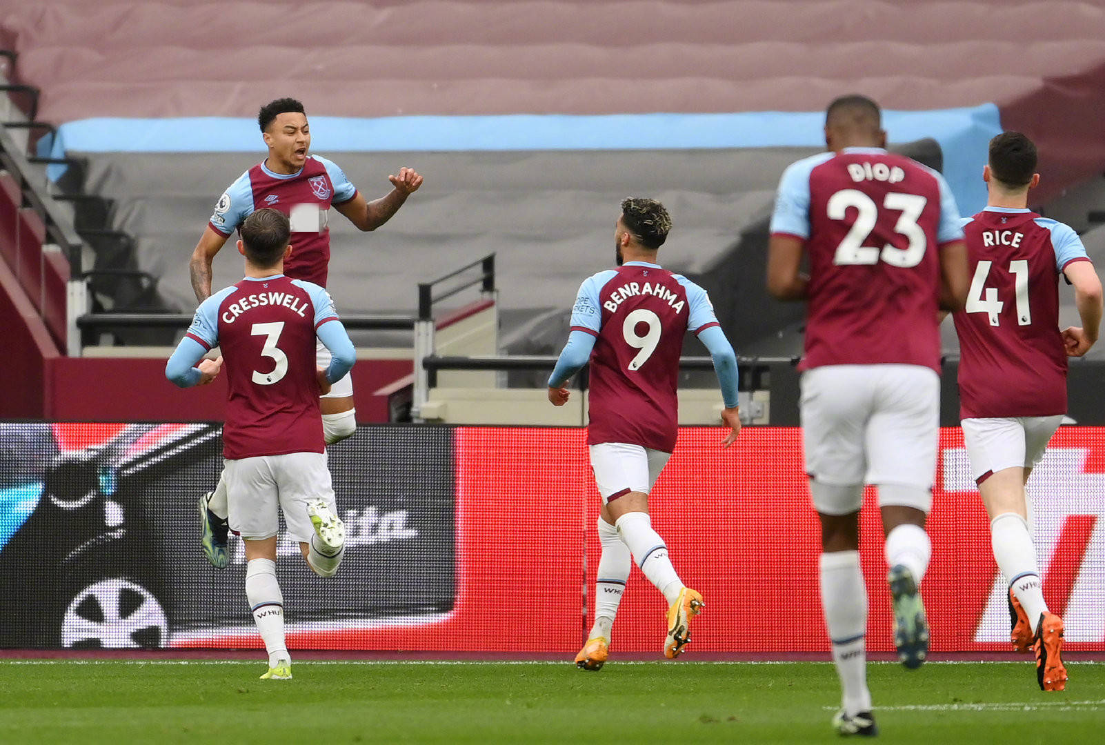 特的指导下 特的指导下